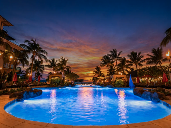 Luxurious Maui Beachfront Villas - Perfect For Families & Groups